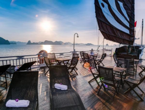 Отель Bhaya Halong Cruises  Hạ Long